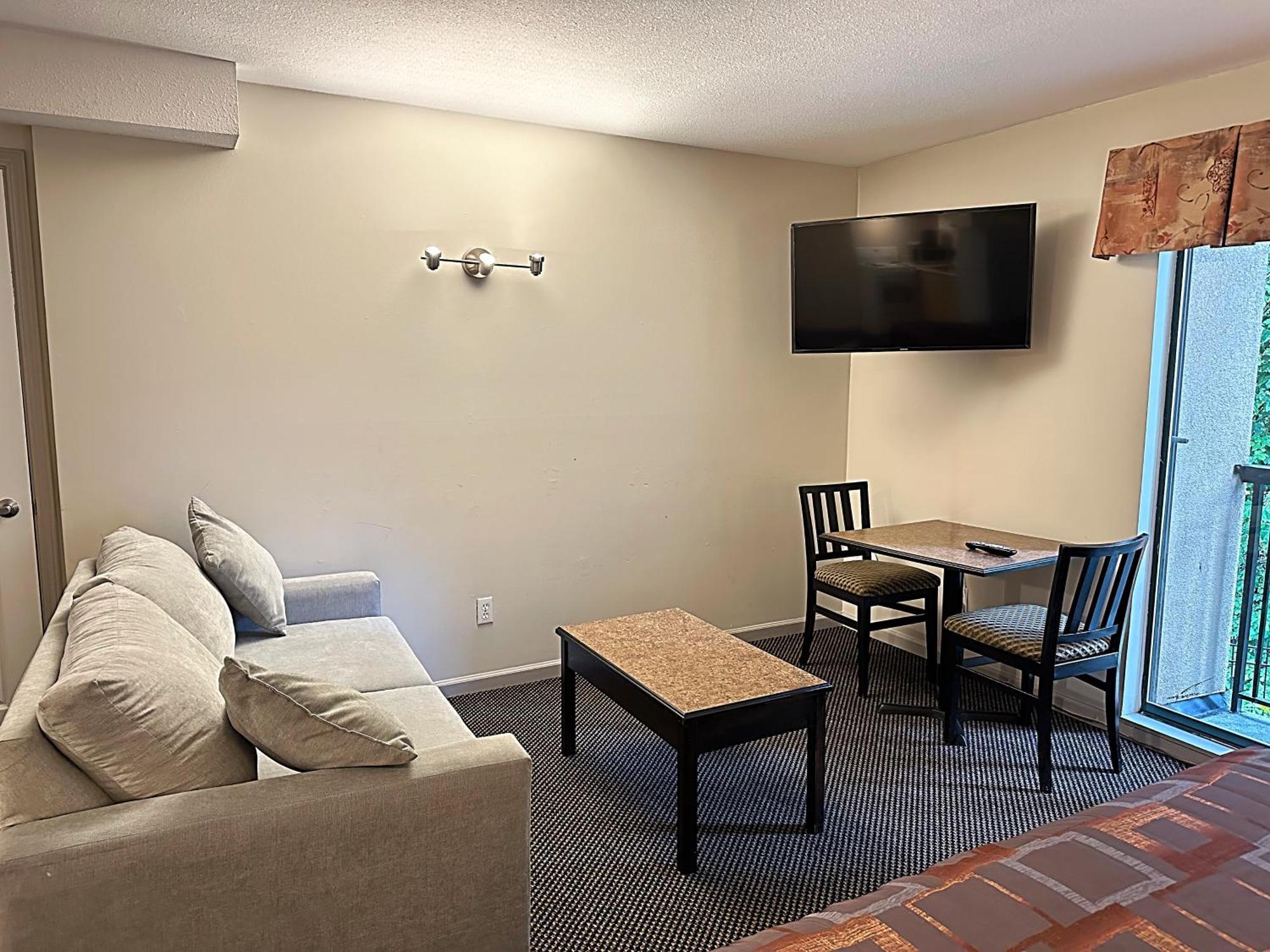 Canadian Inn Суррей Екстер'єр фото
